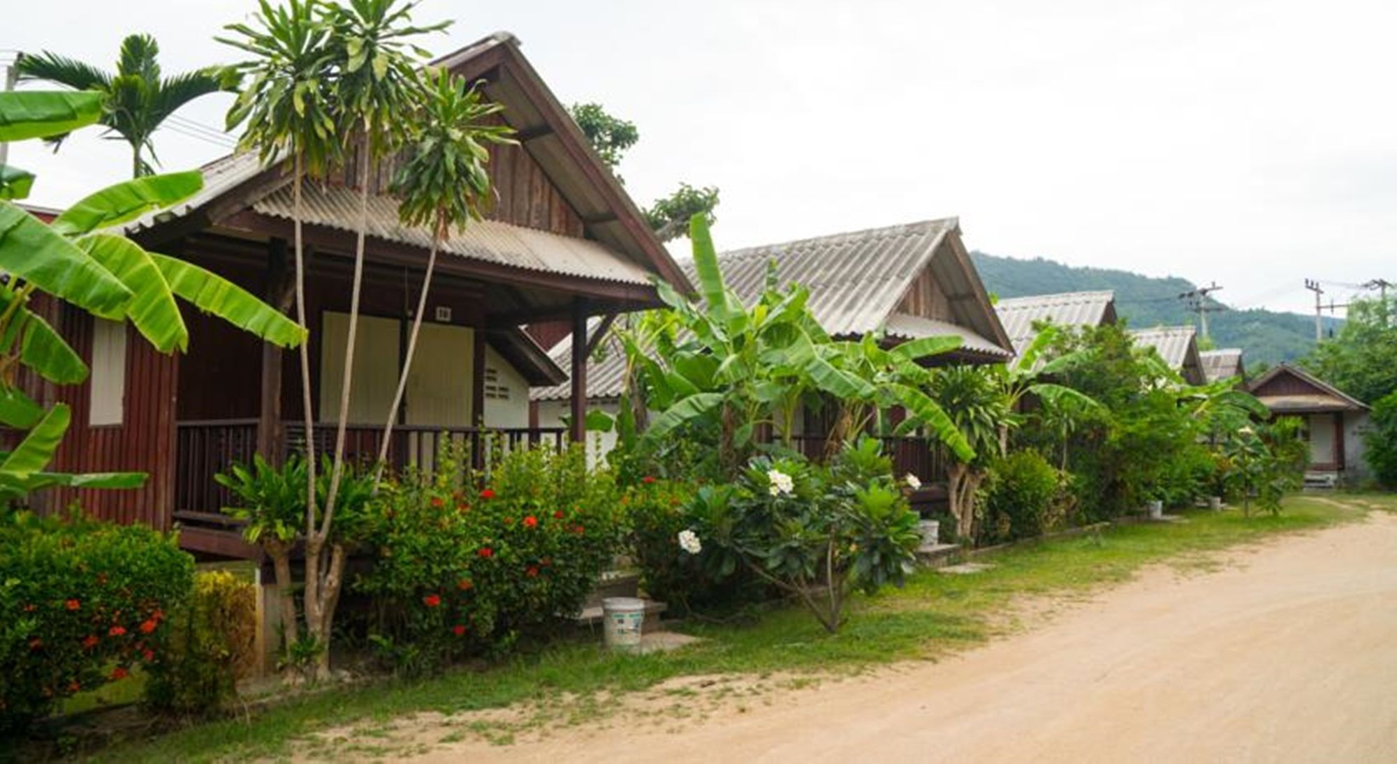 Weekender Bungalow Ламаи-Бич Экстерьер фото